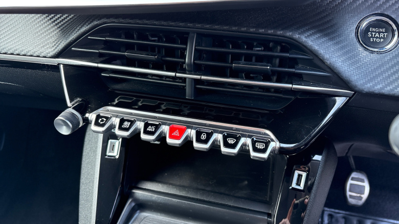 Peugeot 208 1.2 PureTech 100 Allure Premium + 5dr Petrol Hatchback